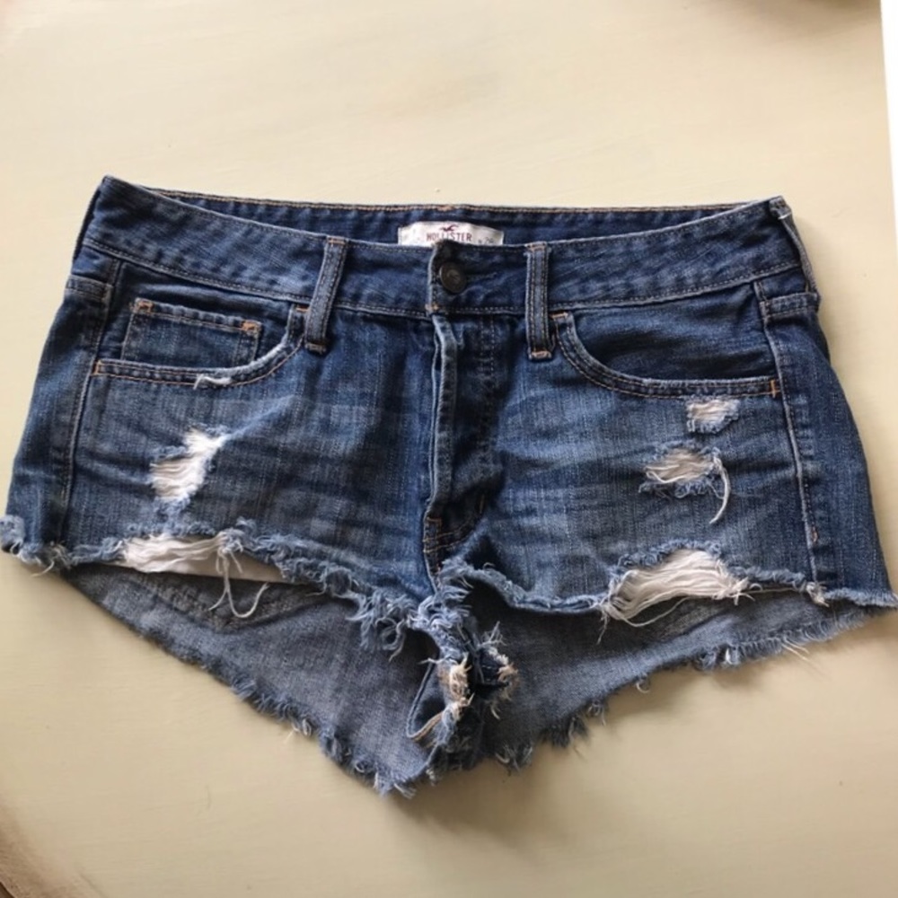 Hollister high dark wash jean distressed shorts